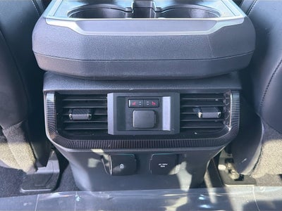 2023 Ford F-150 Lightning Platinum