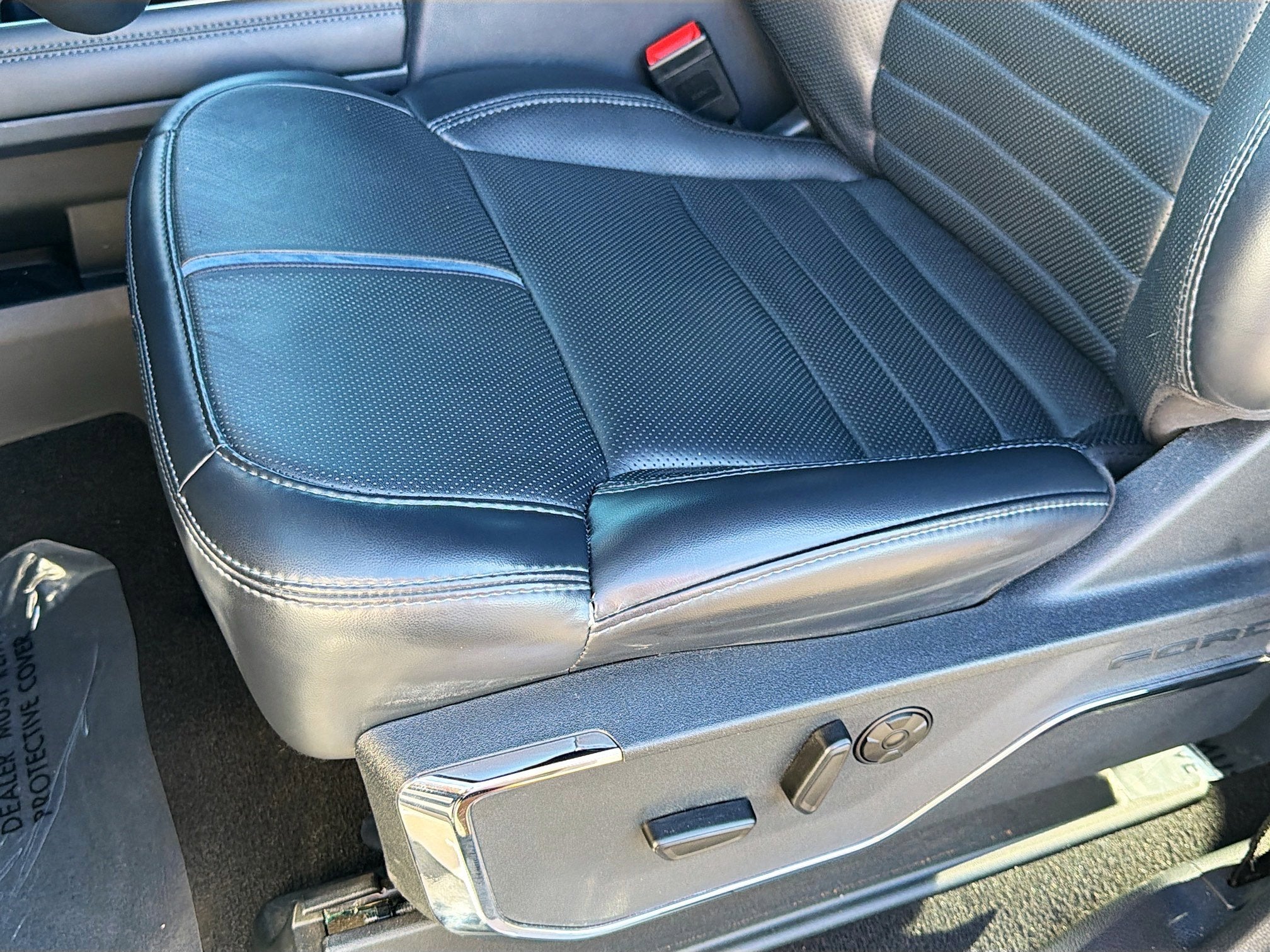 2025 Ford Super Duty F-250 SRW Platinum