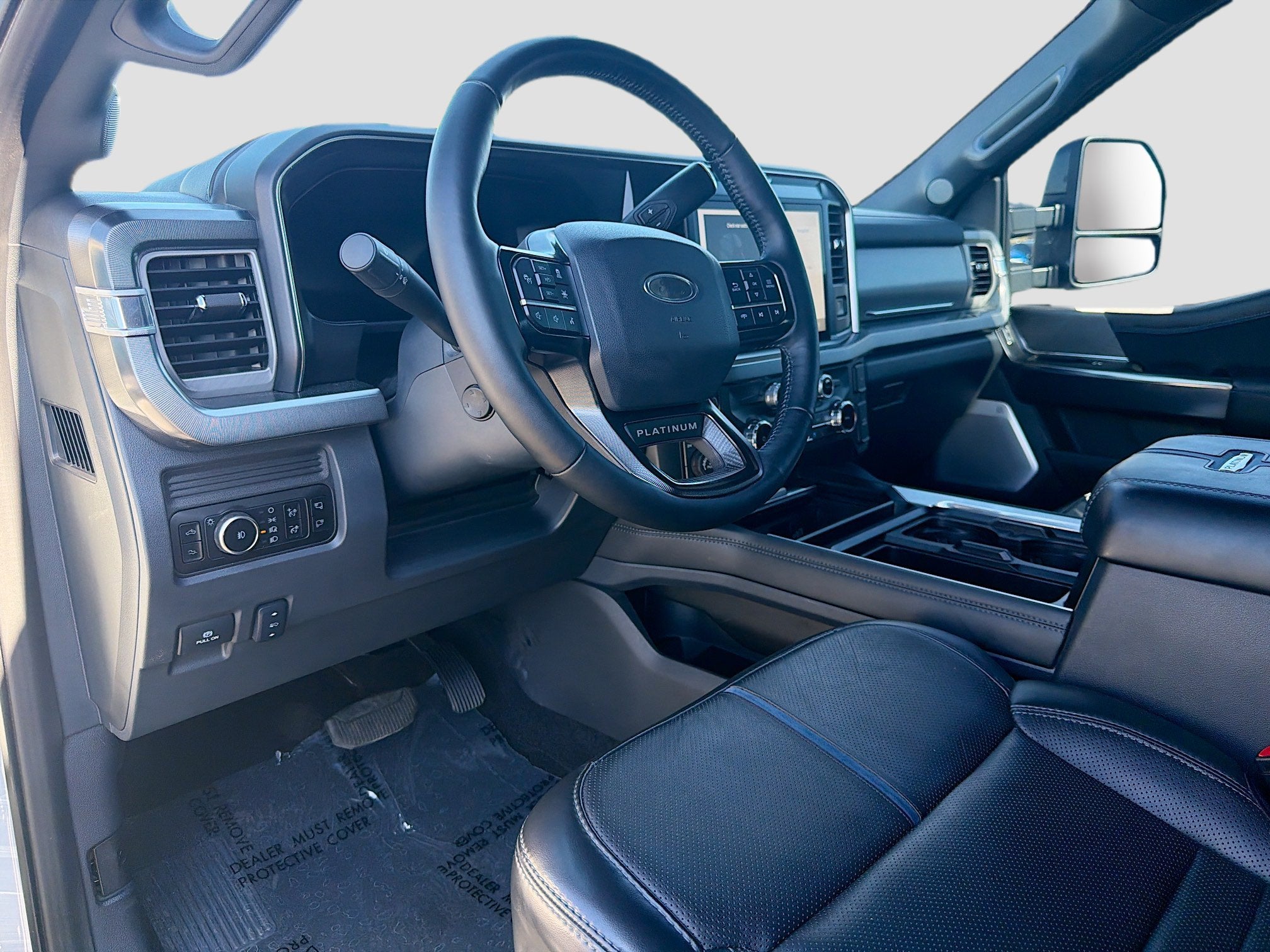 2025 Ford Super Duty F-250 SRW Platinum