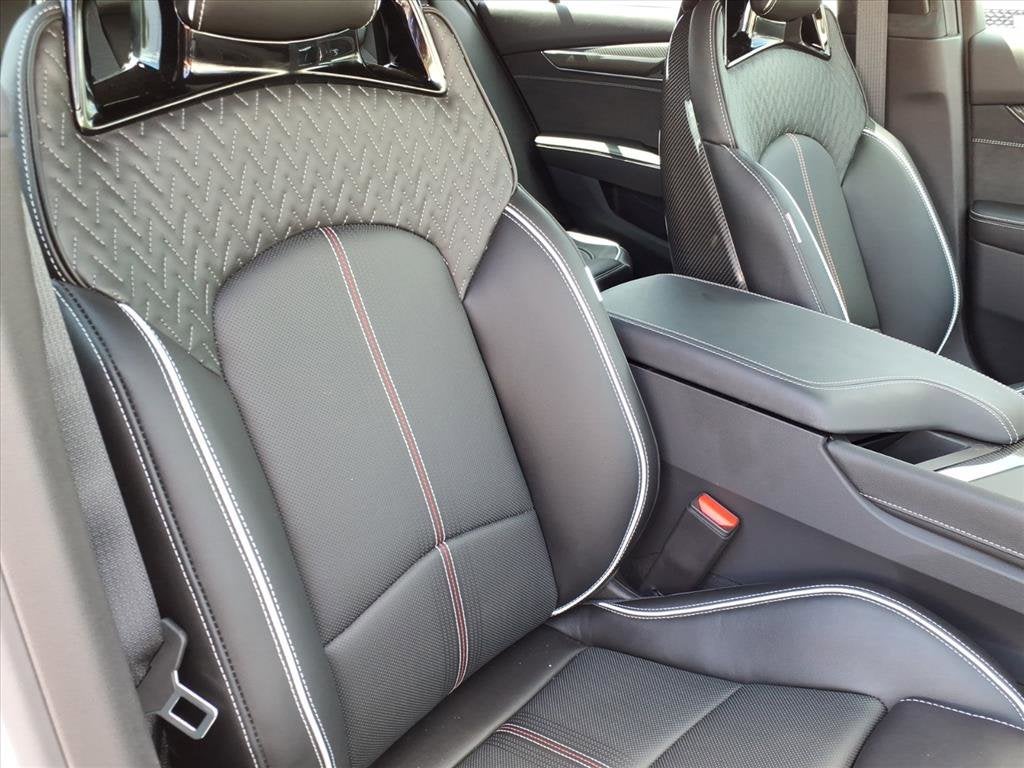 2025 Cadillac CT5-V V-Series Blackwing