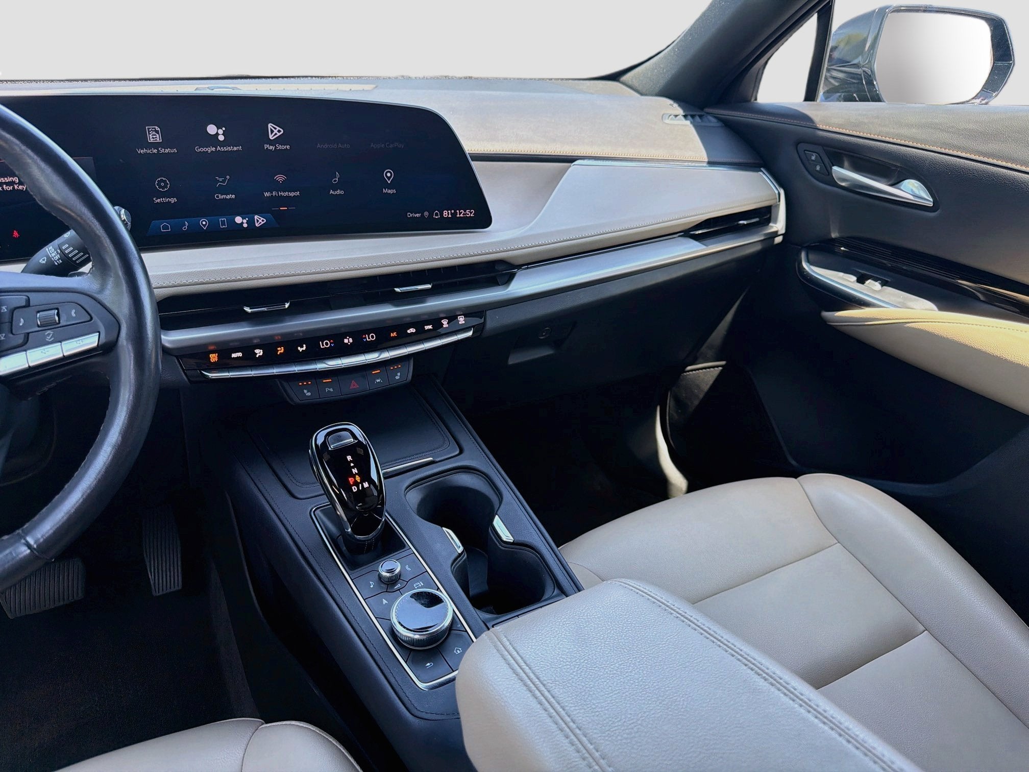 2024 Cadillac XT4 Luxury