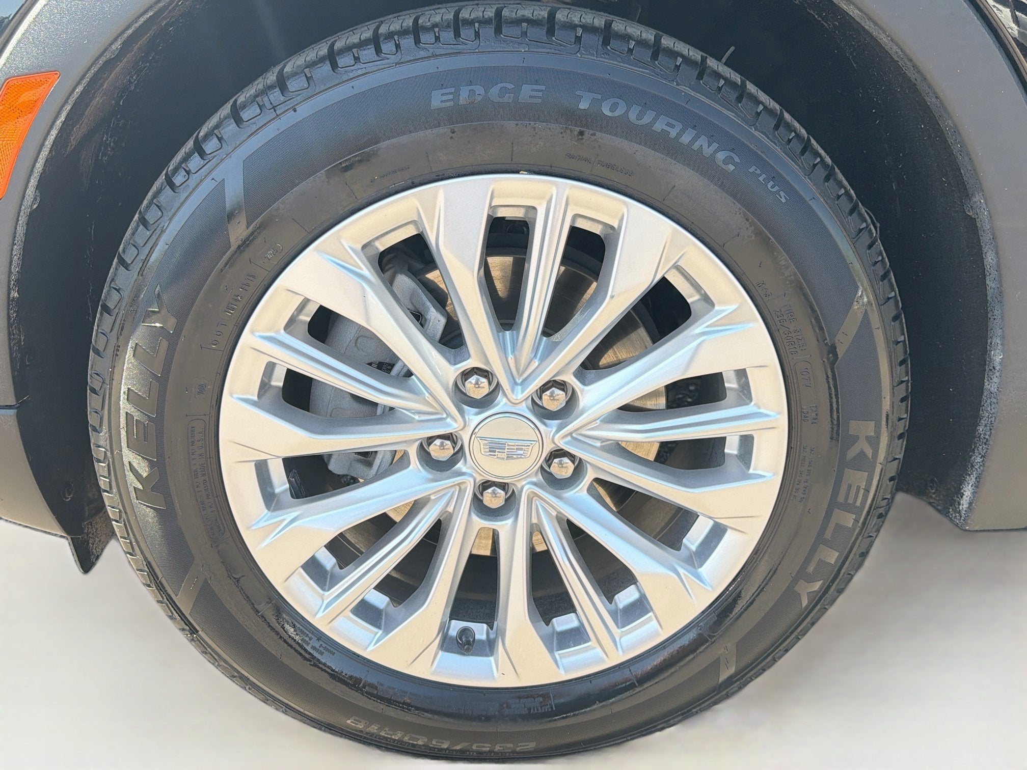 2024 Cadillac XT4 Luxury