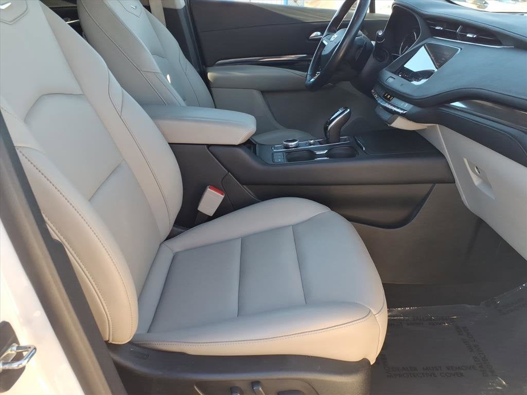 2020 Cadillac XT4 Luxury