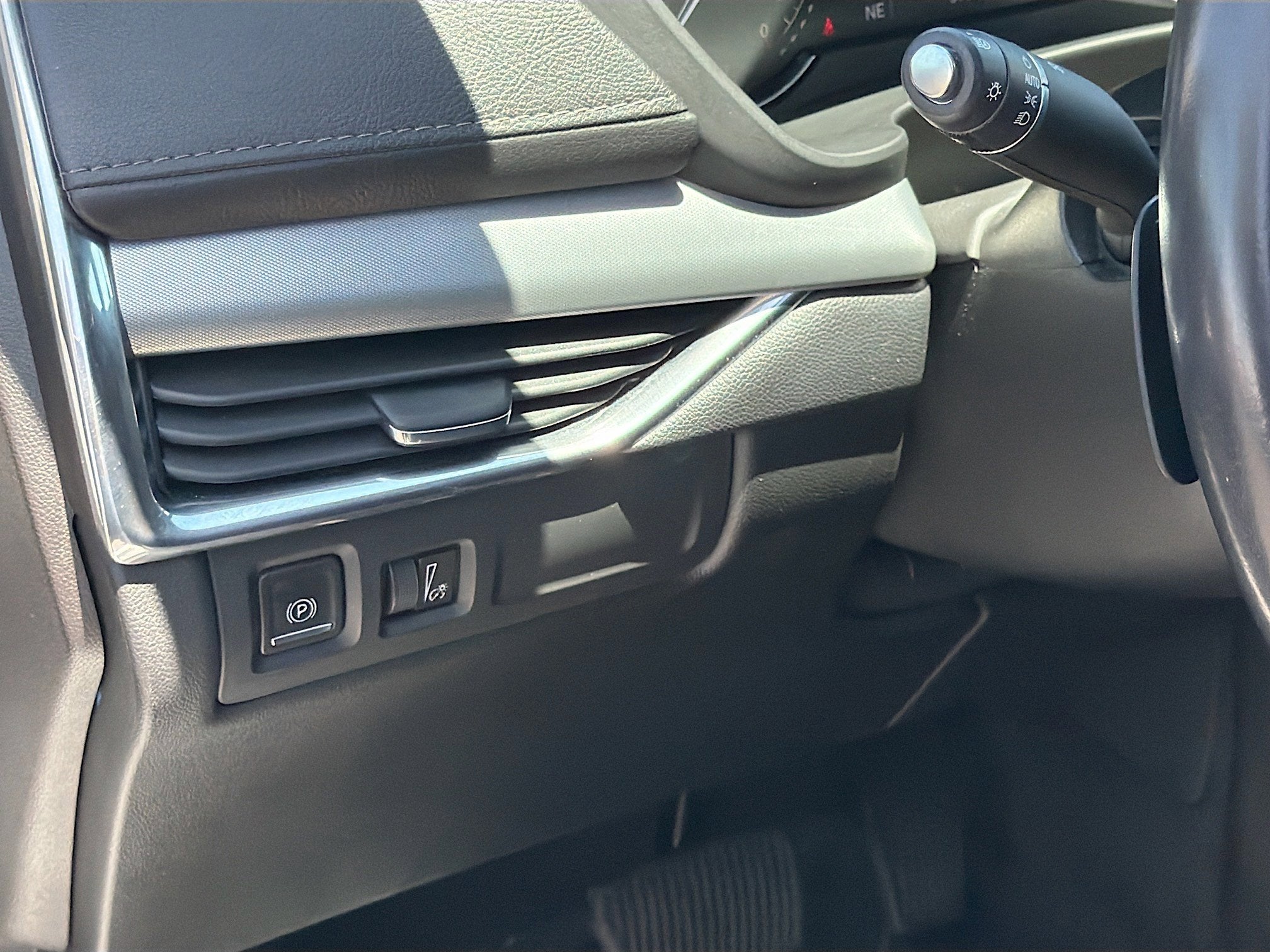 2020 Cadillac XT4 FWD Premium Luxury