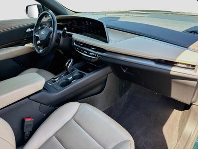 2024 Cadillac XT4 Premium Luxury