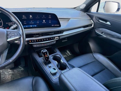 2024 Cadillac XT4 Premium Luxury