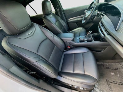 2024 Cadillac XT4 Premium Luxury