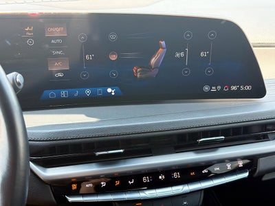 2025 Cadillac XT4 Premium Luxury