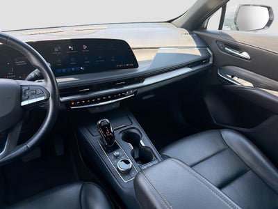 2025 Cadillac XT4 Premium Luxury