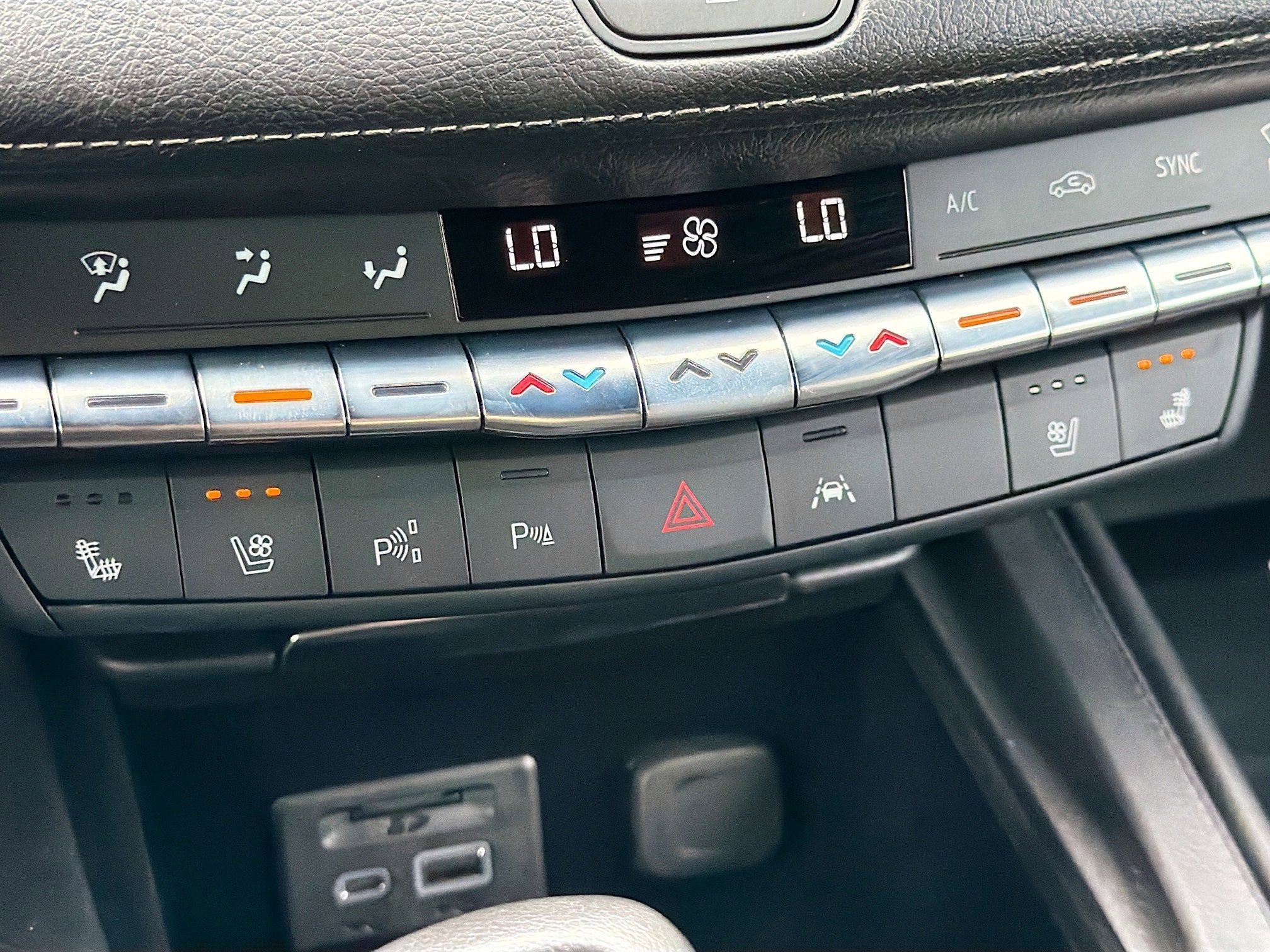 2019 Cadillac XT4 FWD Premium Luxury