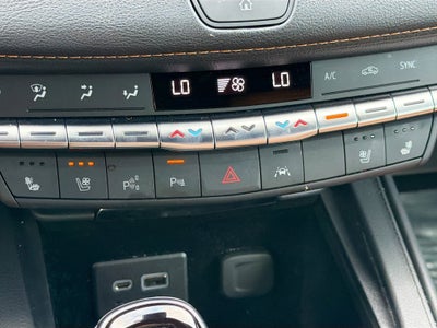 2022 Cadillac XT4 Premium Luxury