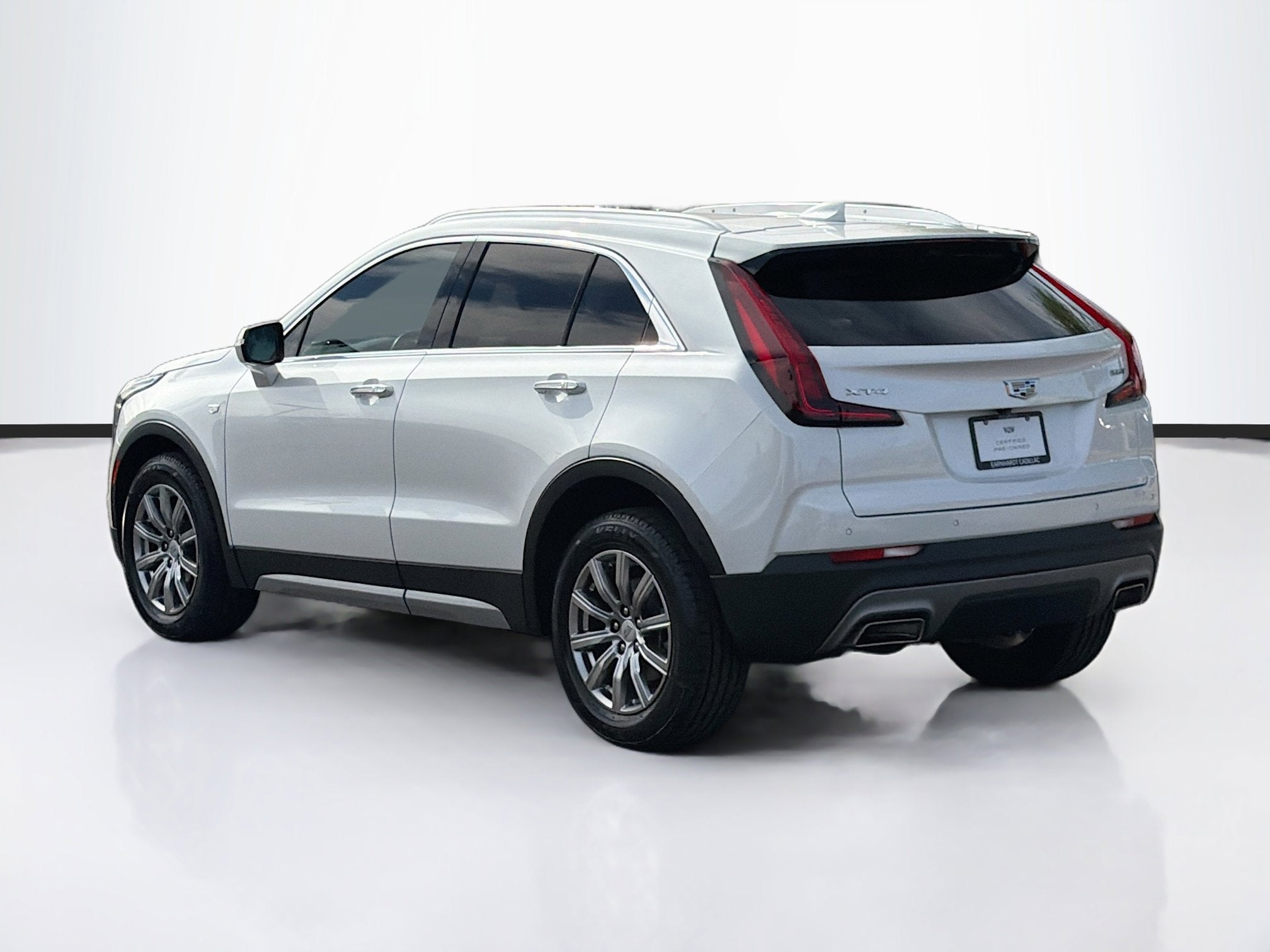 2022 Cadillac XT4 Premium Luxury