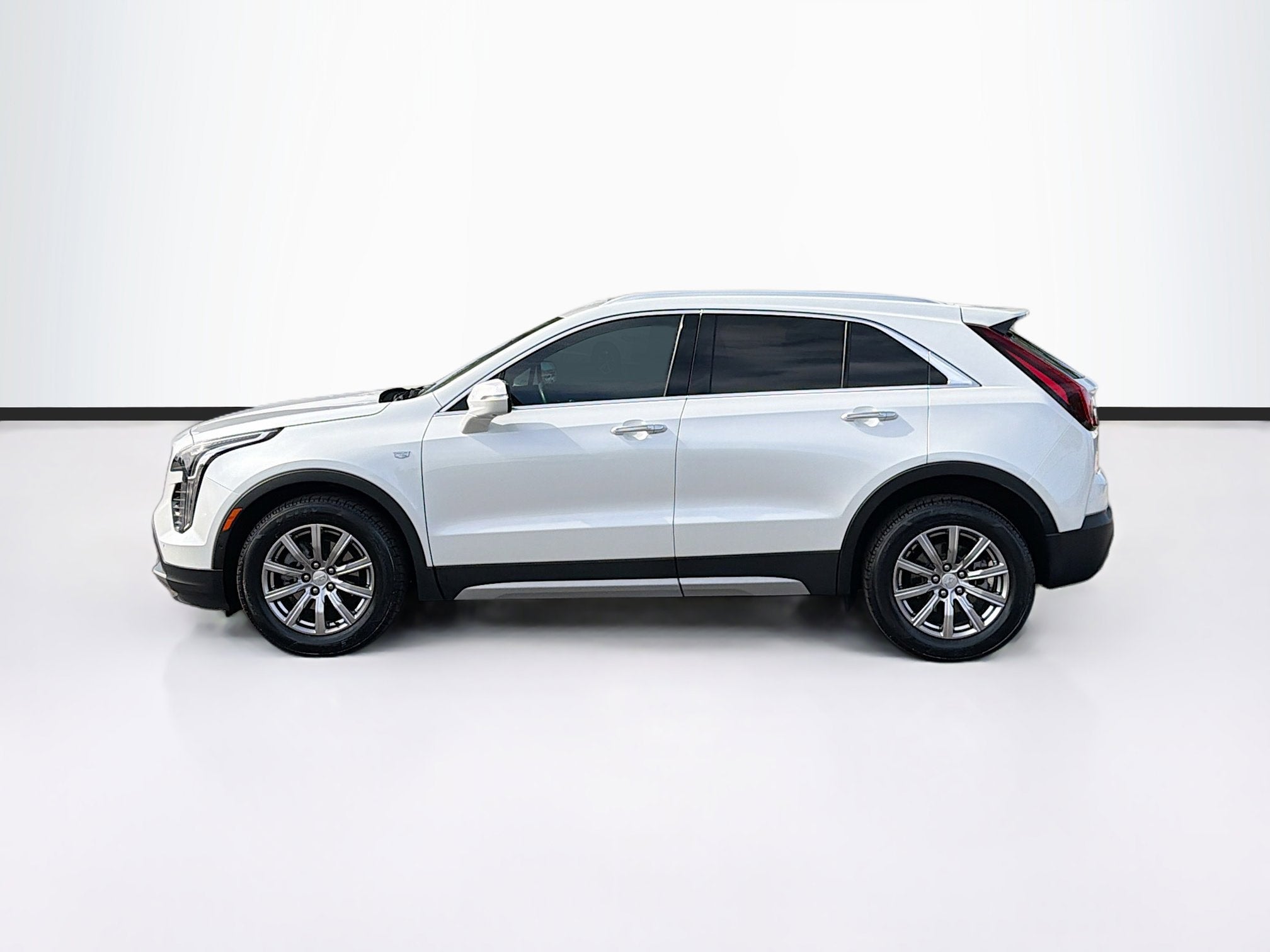 2022 Cadillac XT4 Premium Luxury