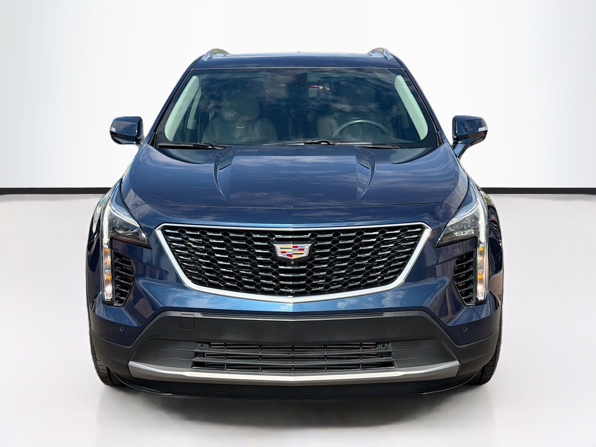 2022 Cadillac XT4 Premium Luxury