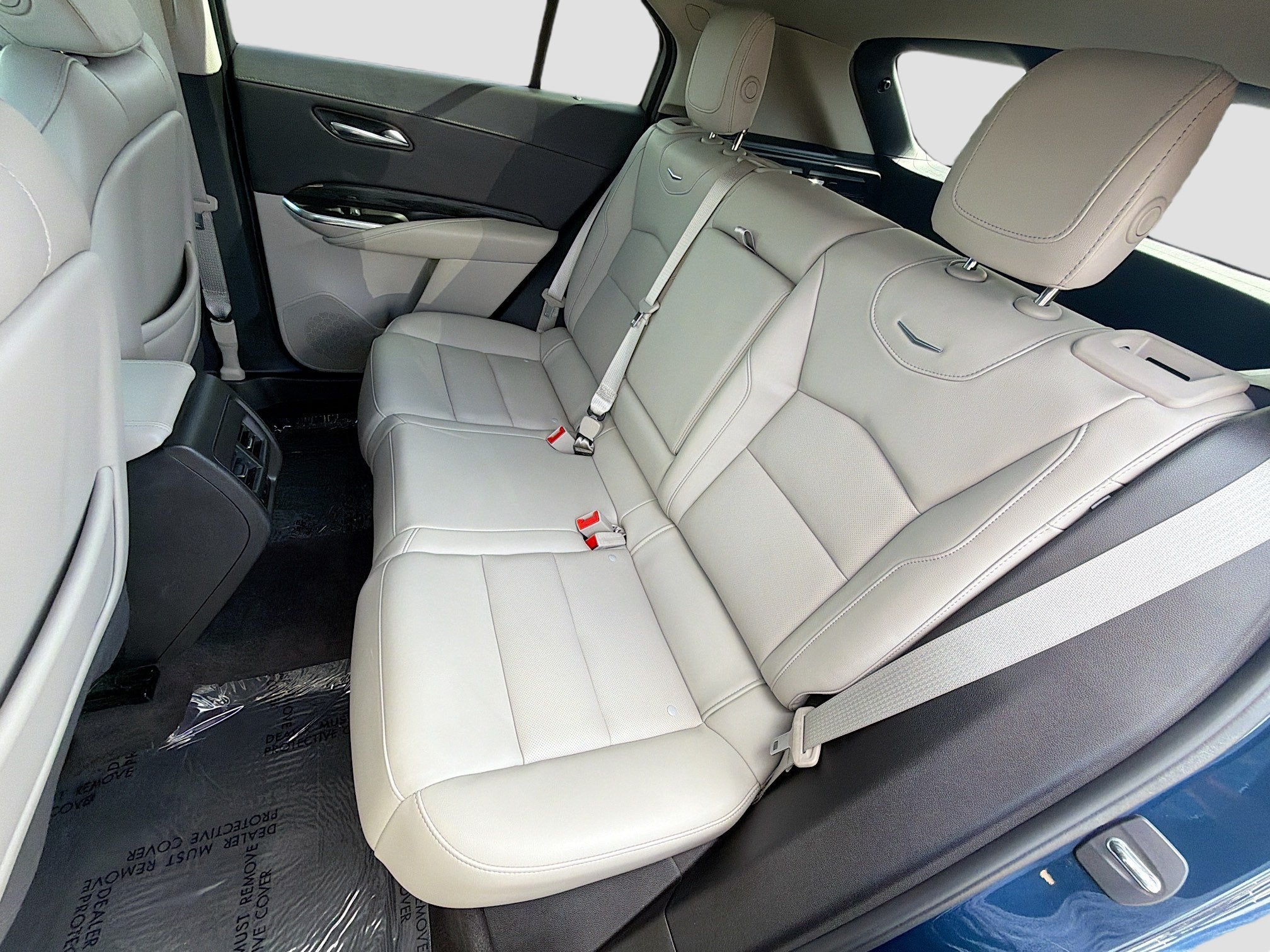 2022 Cadillac XT4 Premium Luxury