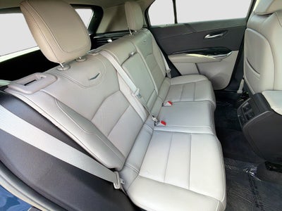2022 Cadillac XT4 Premium Luxury