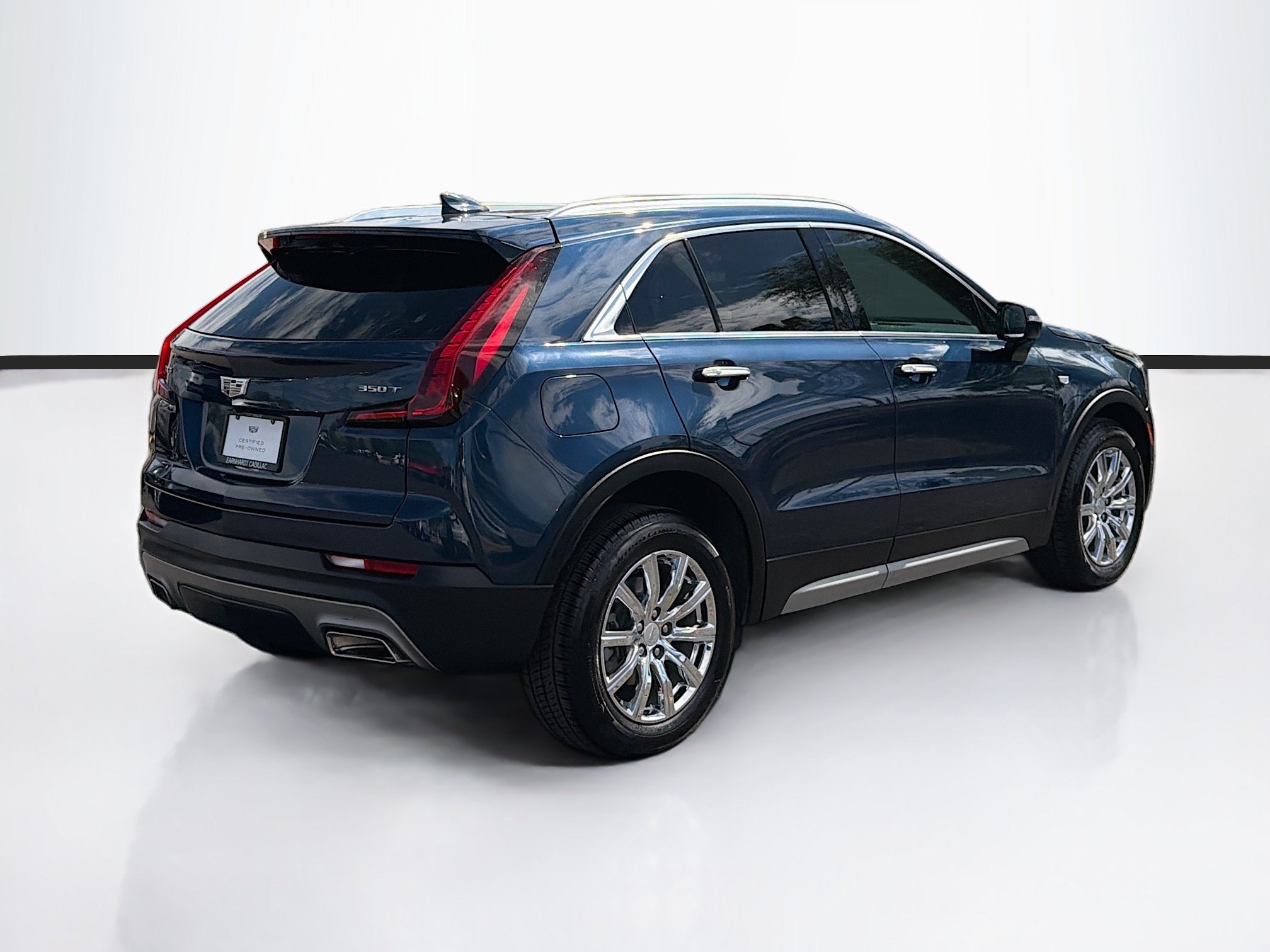 2022 Cadillac XT4 Premium Luxury