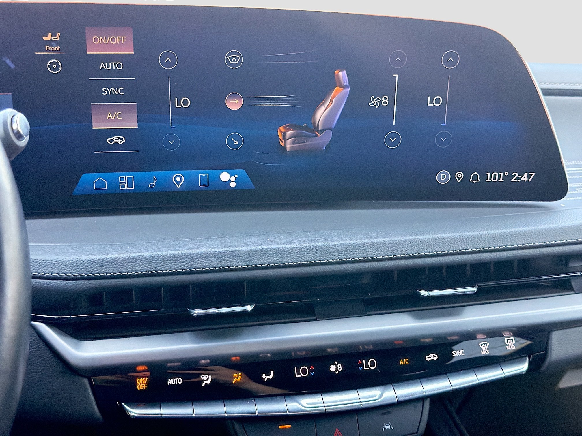 2025 Cadillac XT4 Premium Luxury