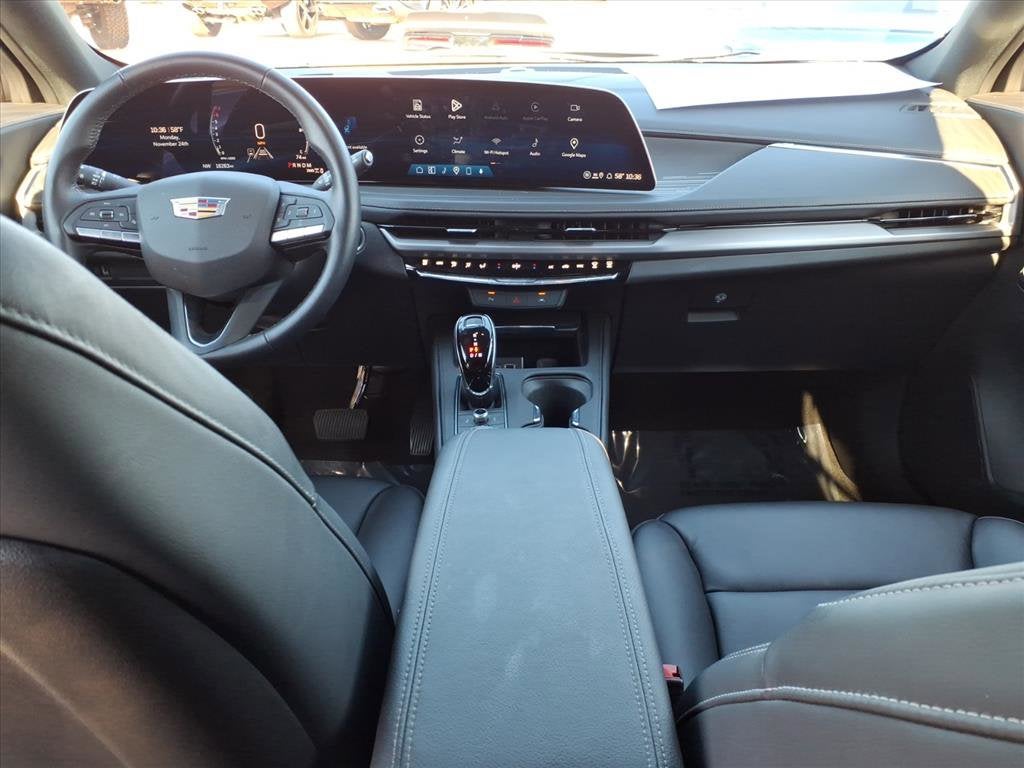 2025 Cadillac XT4 Premium Luxury