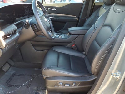 2025 Cadillac XT4 Premium Luxury