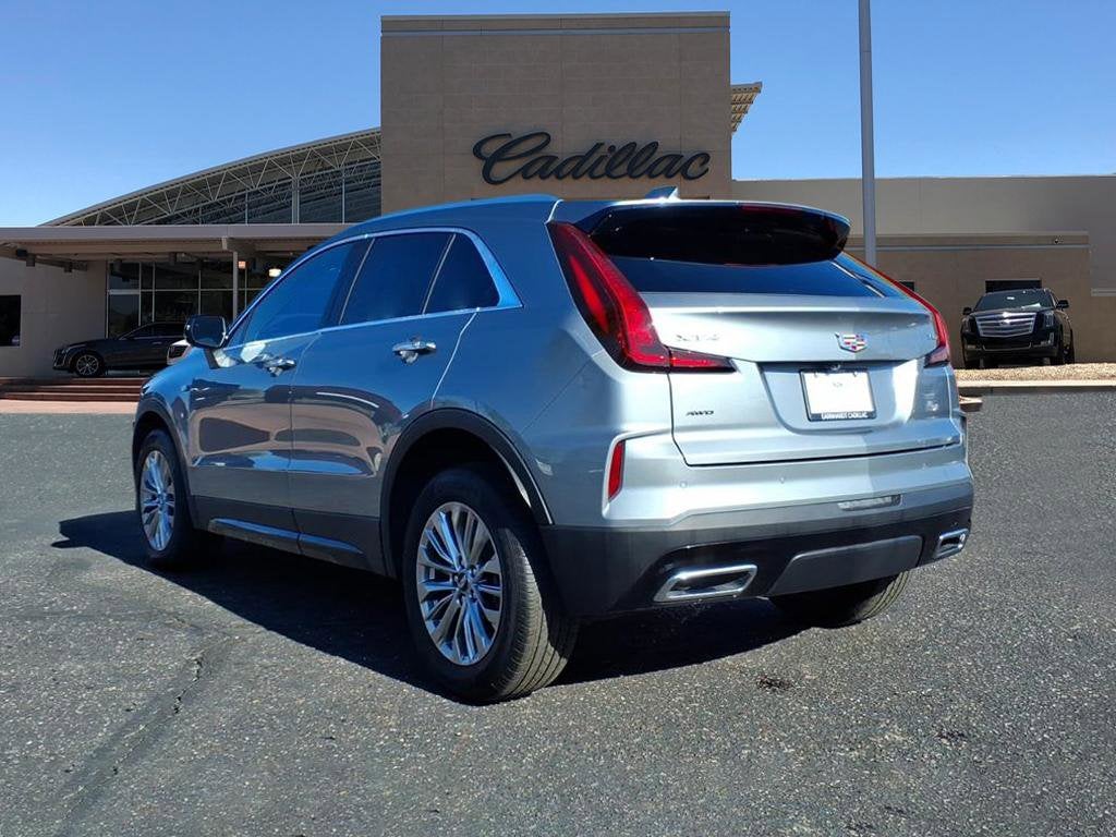 2025 Cadillac XT4 Premium Luxury