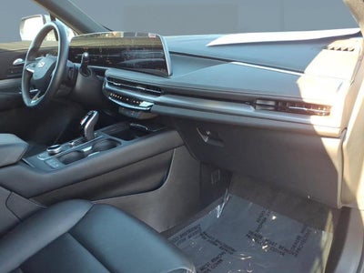 2025 Cadillac XT4 Premium Luxury