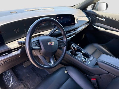 2024 Cadillac XT4 Premium Luxury