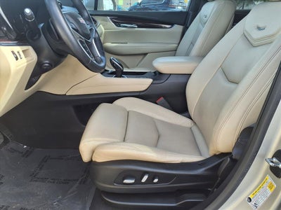 2017 Cadillac XT5 Luxury FWD