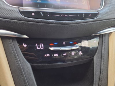 2017 Cadillac XT5 Luxury FWD