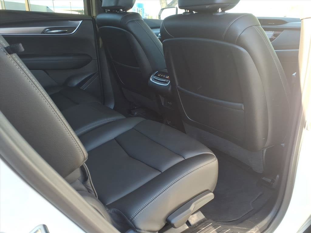 2024 Cadillac XT6 Luxury