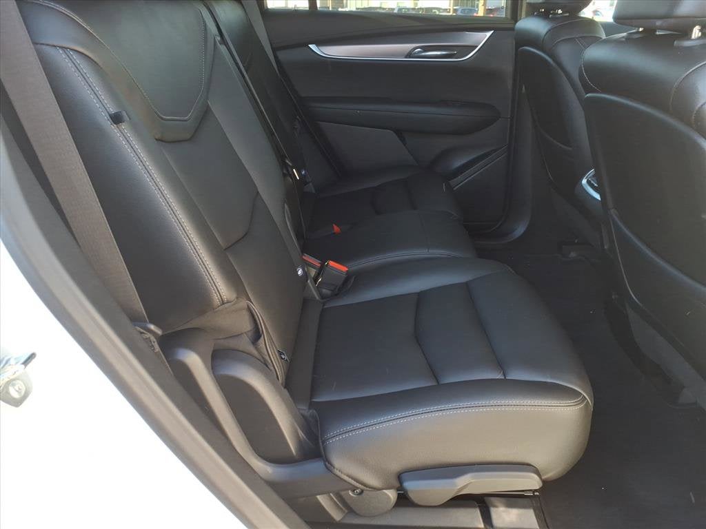 2024 Cadillac XT6 Luxury