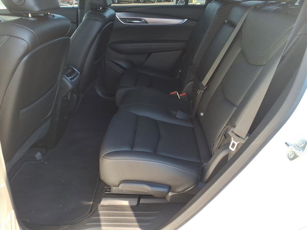 2024 Cadillac XT6 Luxury