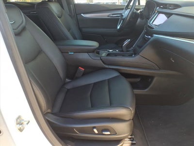 2024 Cadillac XT6 Luxury