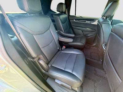 2025 Cadillac XT6 Premium Luxury