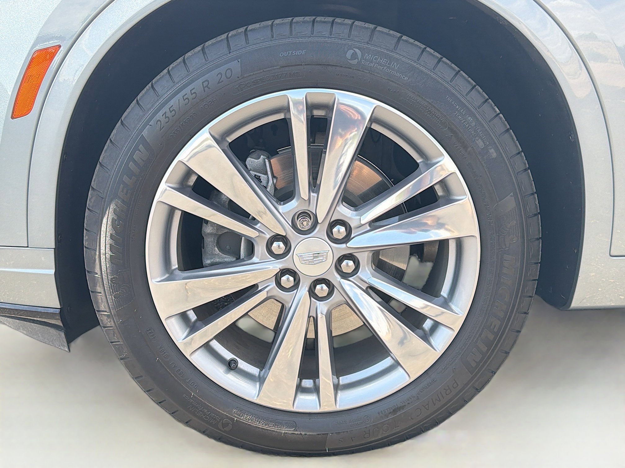 2024 Cadillac XT6 Premium Luxury