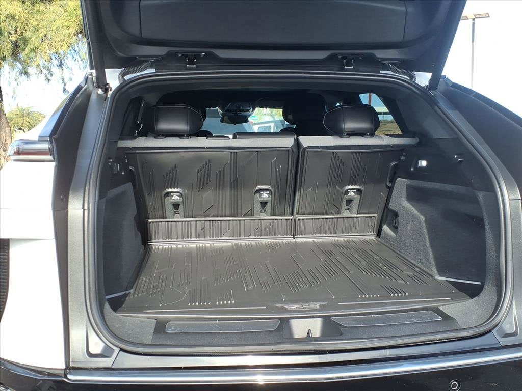 2024 Cadillac LYRIQ Tech