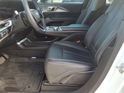 2024 Cadillac LYRIQ Tech