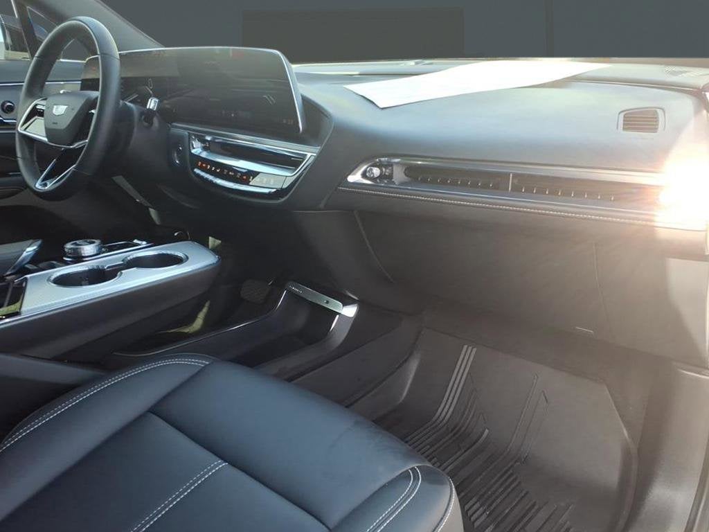 2024 Cadillac LYRIQ Tech