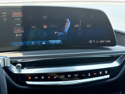 2024 Cadillac LYRIQ Tech