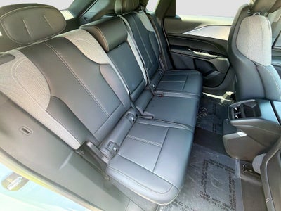 2024 Cadillac LYRIQ Tech