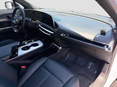 2024 Cadillac LYRIQ Tech