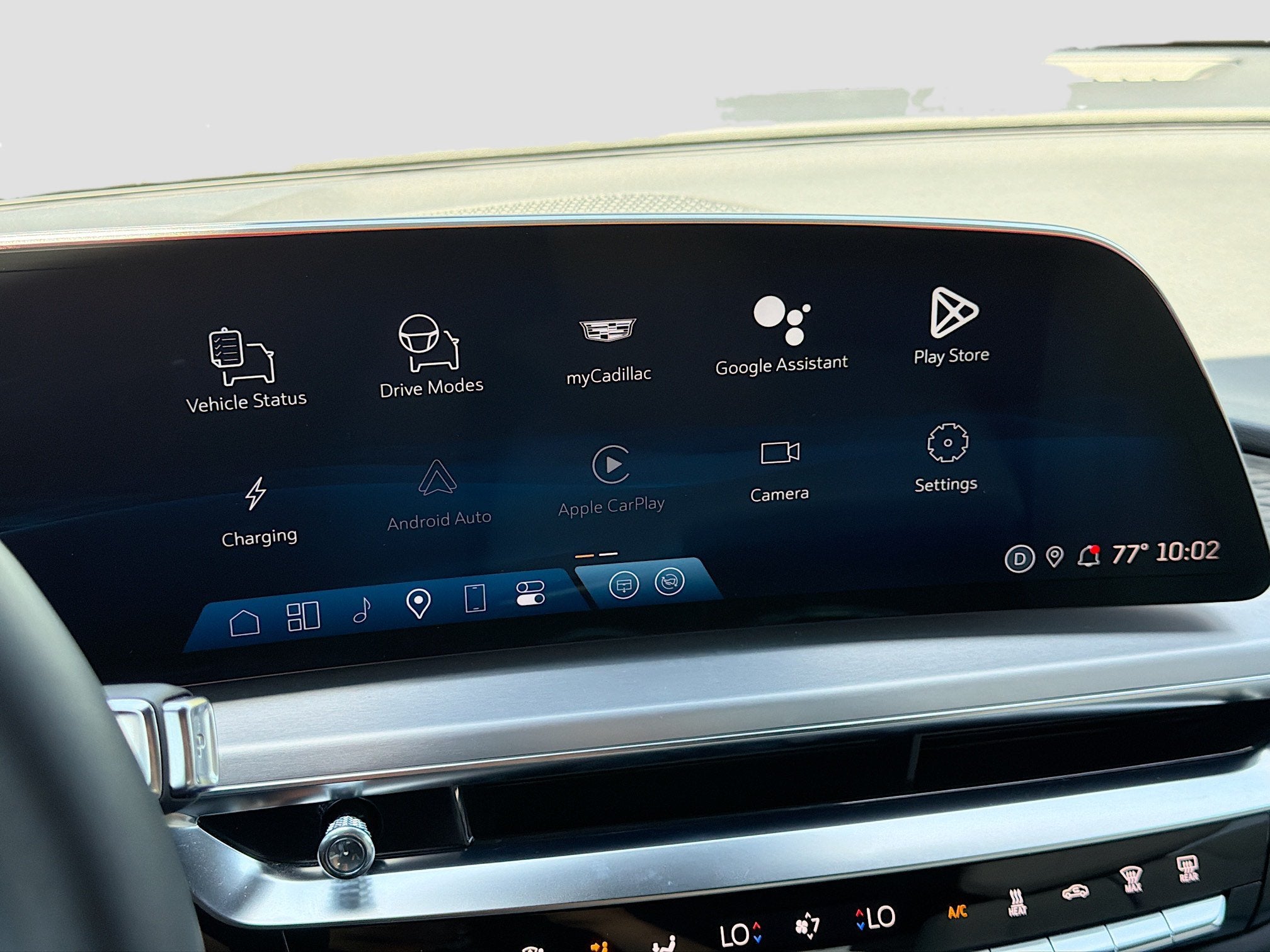 2025 Cadillac LYRIQ Luxury 1