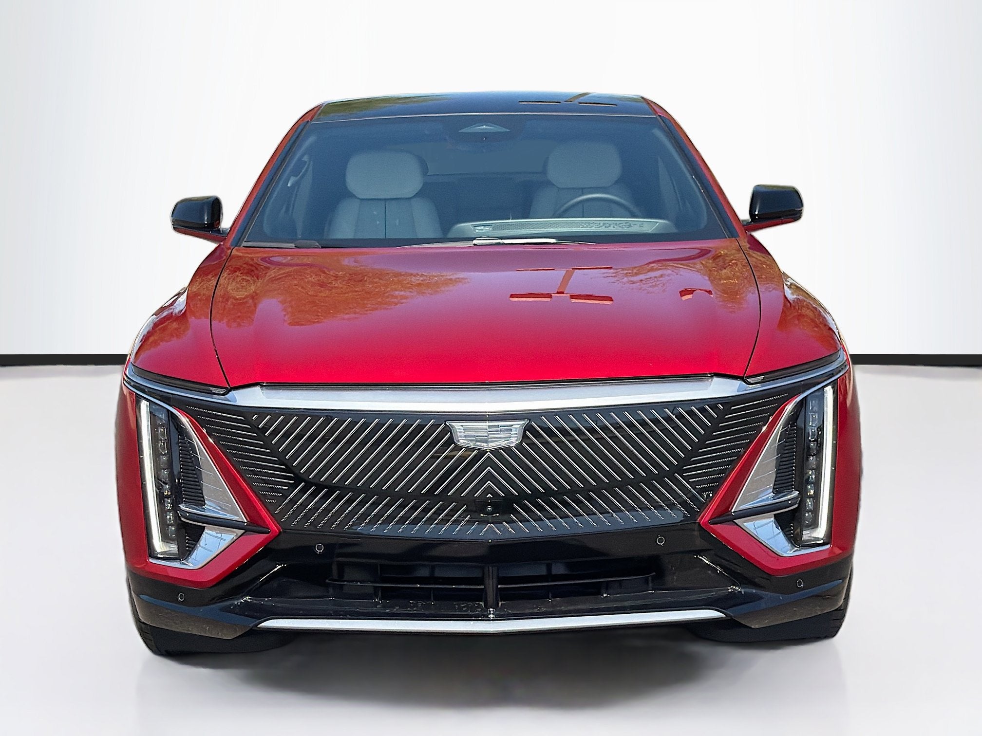 2025 Cadillac LYRIQ Luxury 1