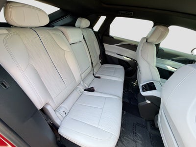 2025 Cadillac LYRIQ Luxury 1