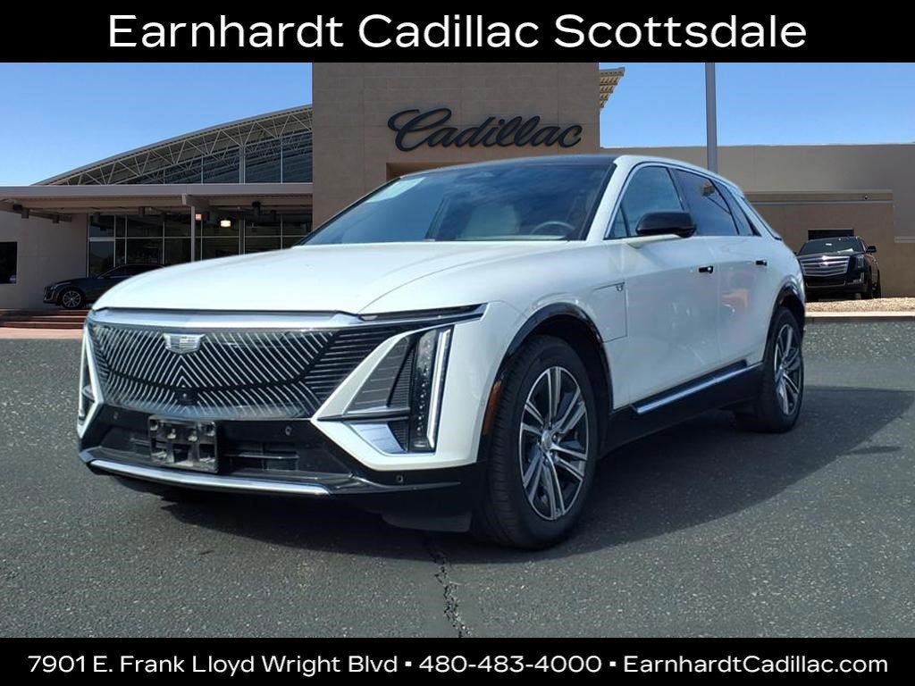 2024 Cadillac LYRIQ Luxury 1