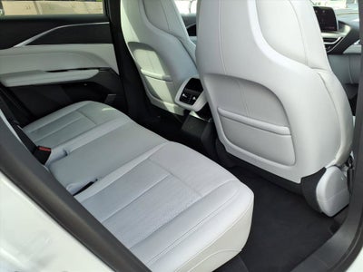 2024 Cadillac LYRIQ Luxury 1