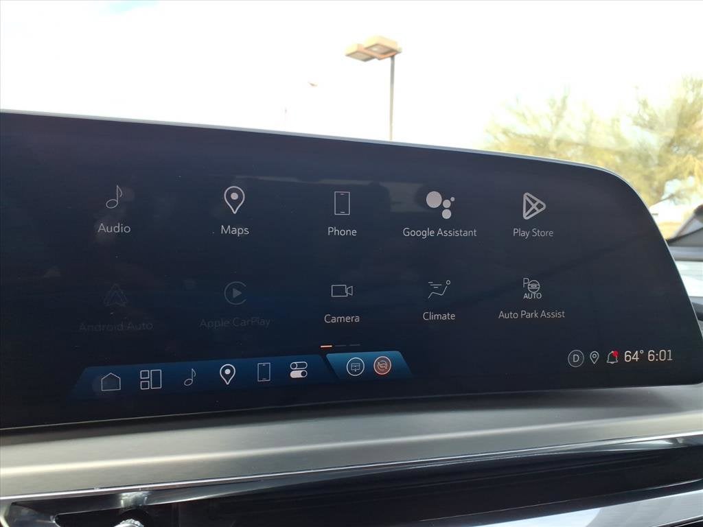 2024 Cadillac LYRIQ Luxury 1