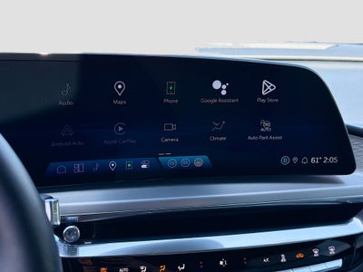 2024 Cadillac LYRIQ Luxury 1