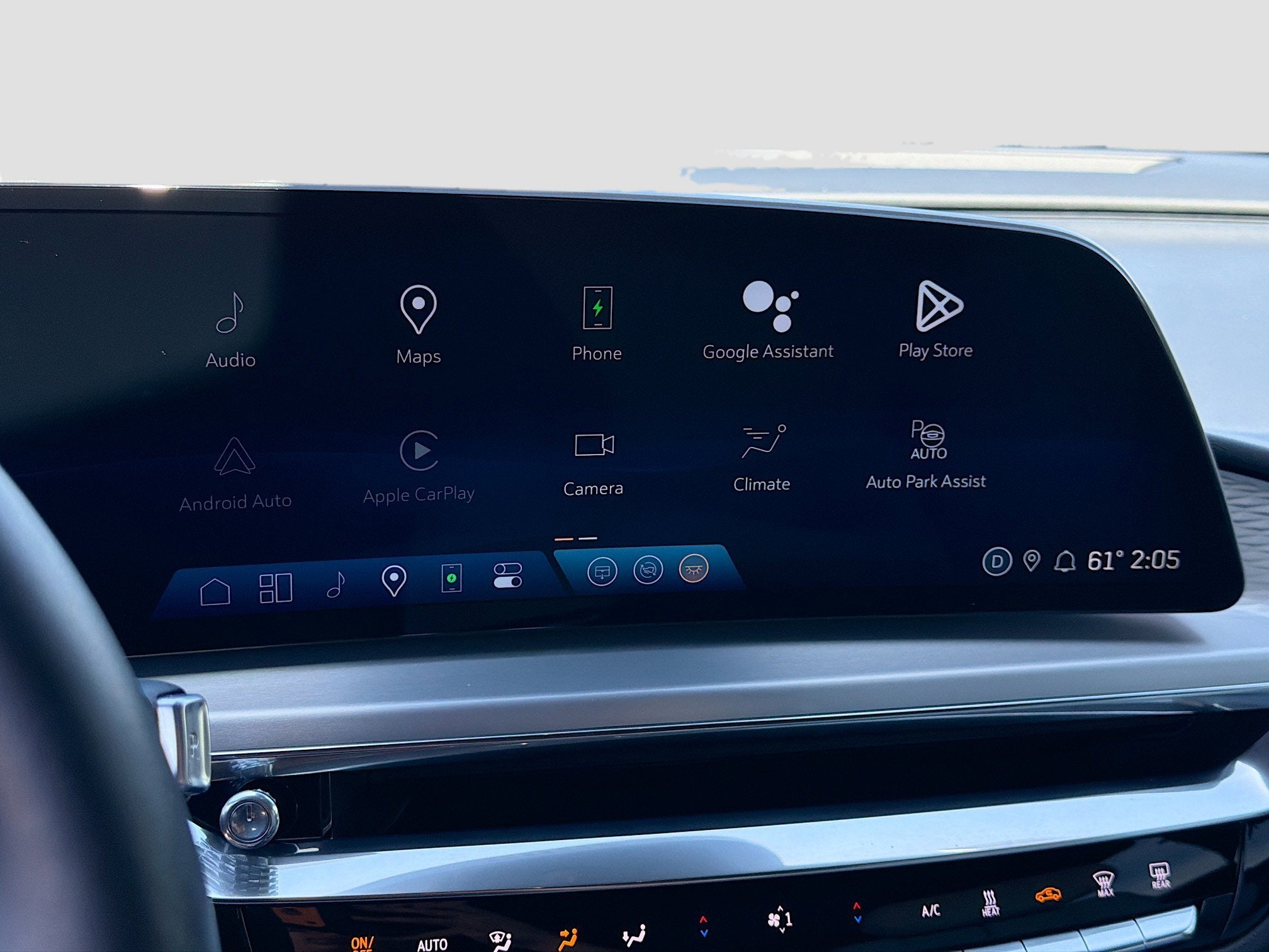 2024 Cadillac LYRIQ Luxury 1
