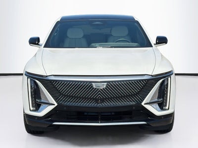 2024 Cadillac LYRIQ Luxury 1